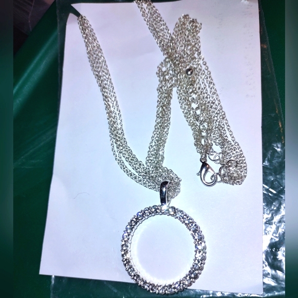 Circle of Sparkling Crystal Stones Pendant - Picture 5 of 8